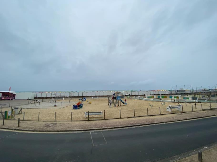 Grande Maison Chaleureuse Avec Vue Mer Imprenable Criel-sur-Mer Esterno foto