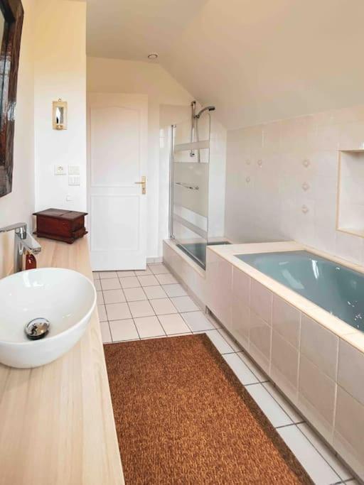 Grande Maison Chaleureuse Avec Vue Mer Imprenable Criel-sur-Mer Esterno foto